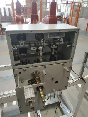 Spring and Permanent Magnet Operation Mechanism for Power Distribution Equipment